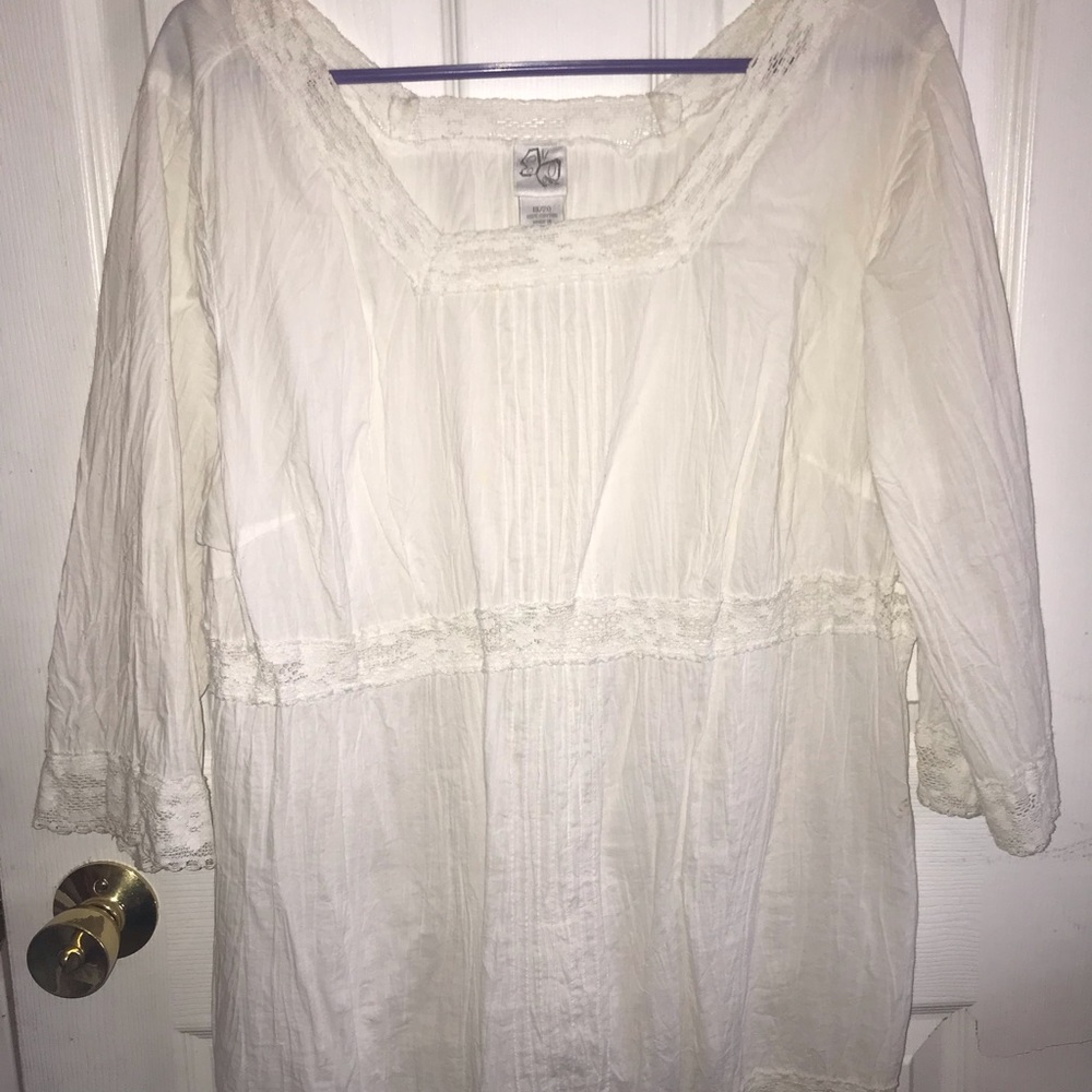 💕Woman’s Top💕